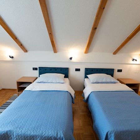 Apartman Miramare Otočac Exterior foto
