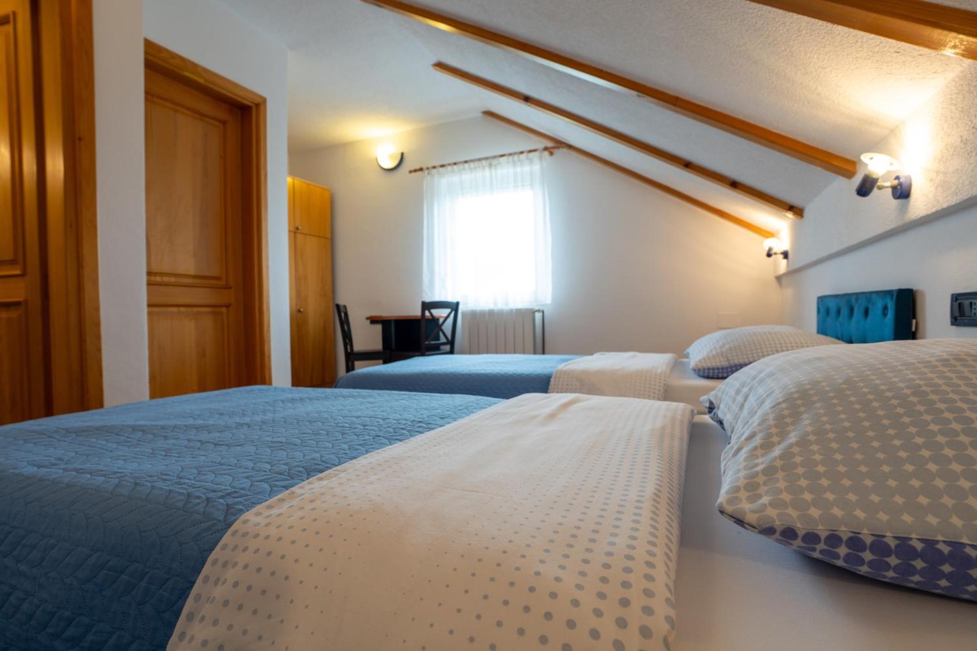 Apartman Miramare Otočac Exterior foto