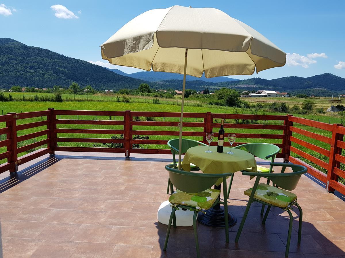 Apartman Miramare Otočac Exterior foto